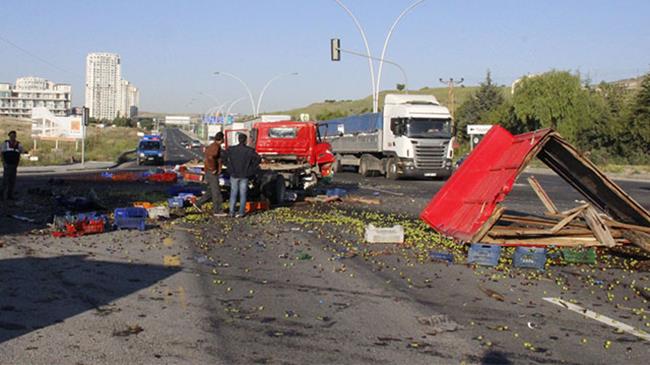 Ankara’da trafik kazası: 2 ölü, 30 yaralı
