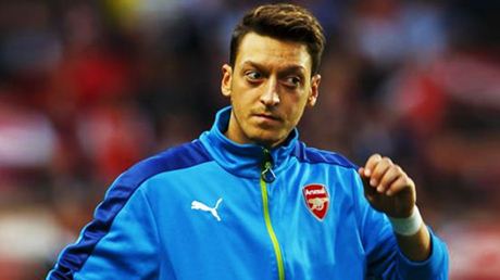 Mesut Özil bombası! Sürpriz teklif