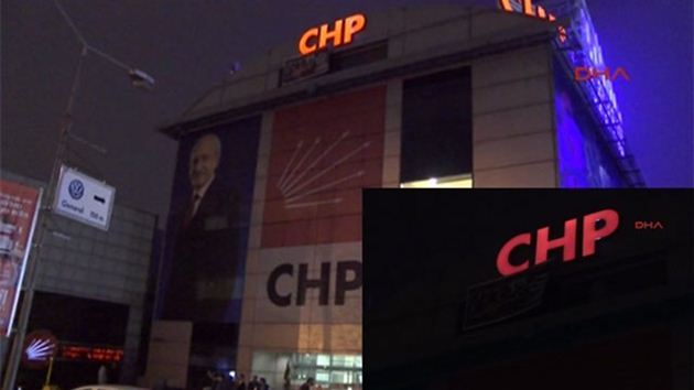 CHP İl Başkanlığı binasına asılan pankart yine indirildi