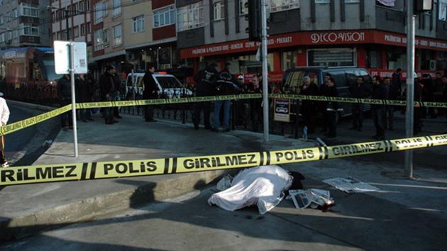 Tramvay yolunda dehşet