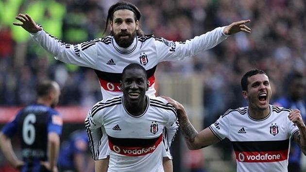 bjk-beşiktaş-olcay-demba ba