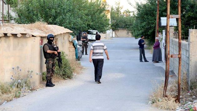 IŞİD ve PKK operasyonunda gözaltı sayısı 1050