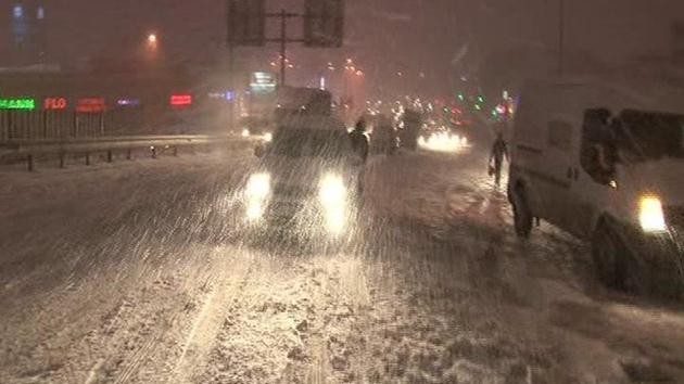 istanbul-kar yağışı-trafik