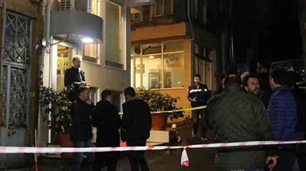 Fatih’te kahvehaneye silahlı saldırı