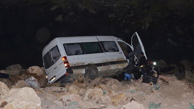 Hakkari’de kaza: 4 ölü, 11 yaralı!